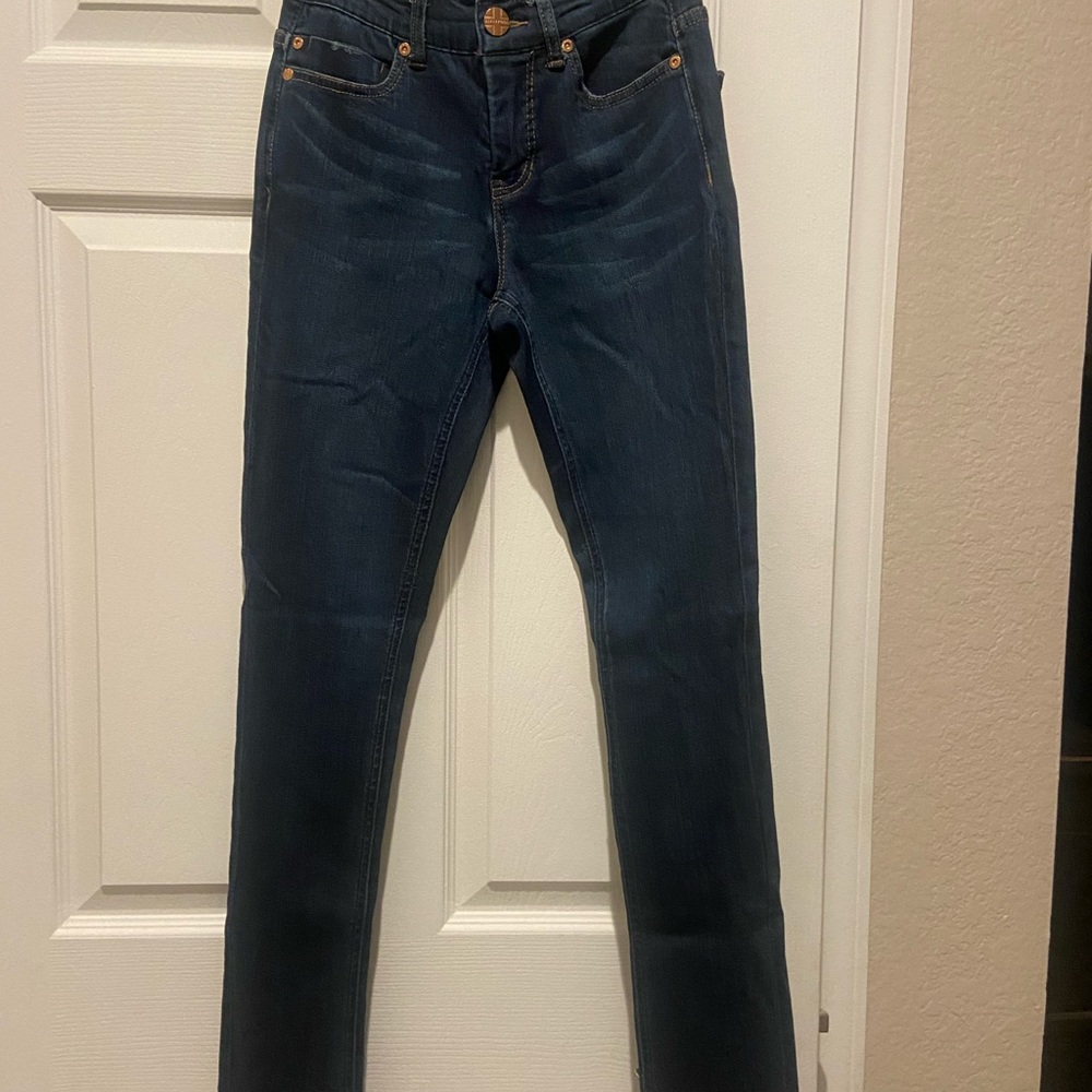 Liverpool Madonna Skinny Legging. Size 2/26” waist